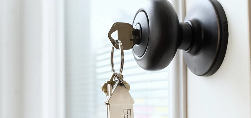 Bifold Door Knob Replacement in Seaside, California